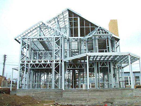 柳州钢结构建筑的腐蚀问题应该如何预防